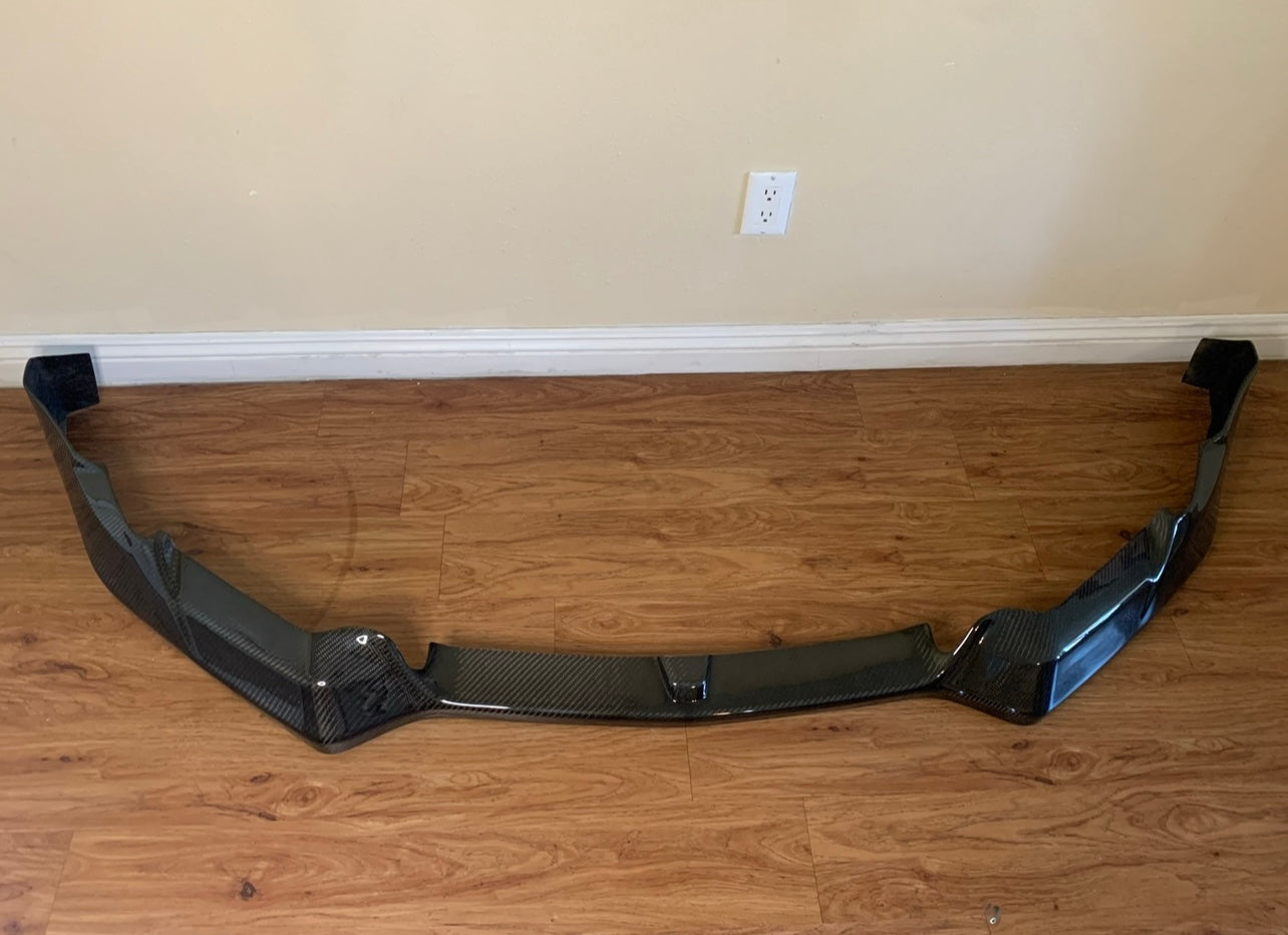 2018 Ford Mustang lip