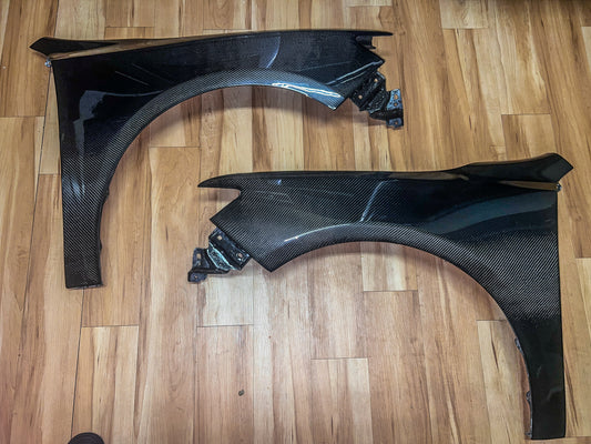2018-2020 Acura TLX carbon fiber fenders.